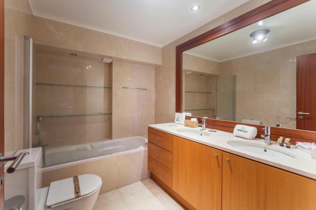 Deluxe Marina Apartment Ponta Delgada Esterno foto